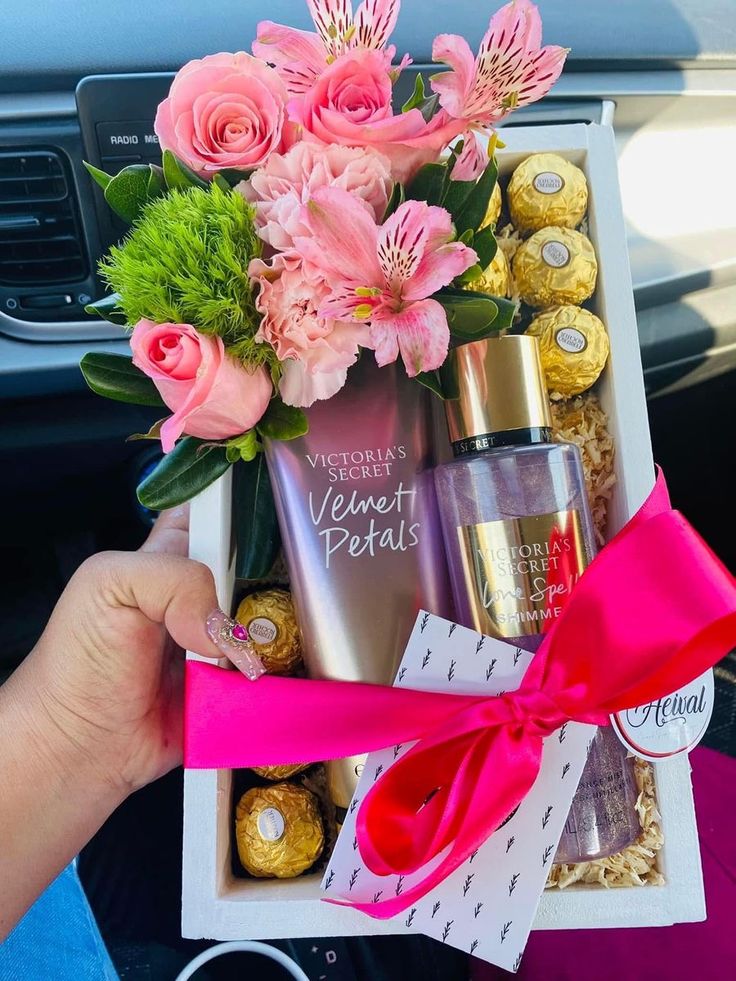Box Victoria Secret & Chocolates
